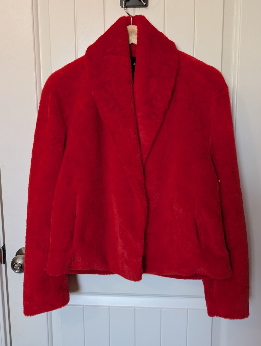 NWOT Dolce Cabo Faux Fur Shawl Collar Jacket Small Lipstick Red